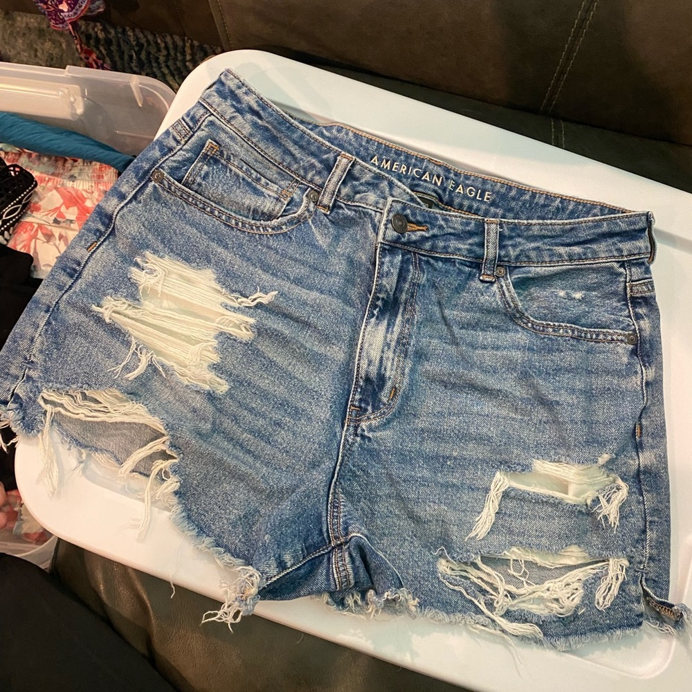 American Eagle Strigid Denim Cutoff Shorts size 14